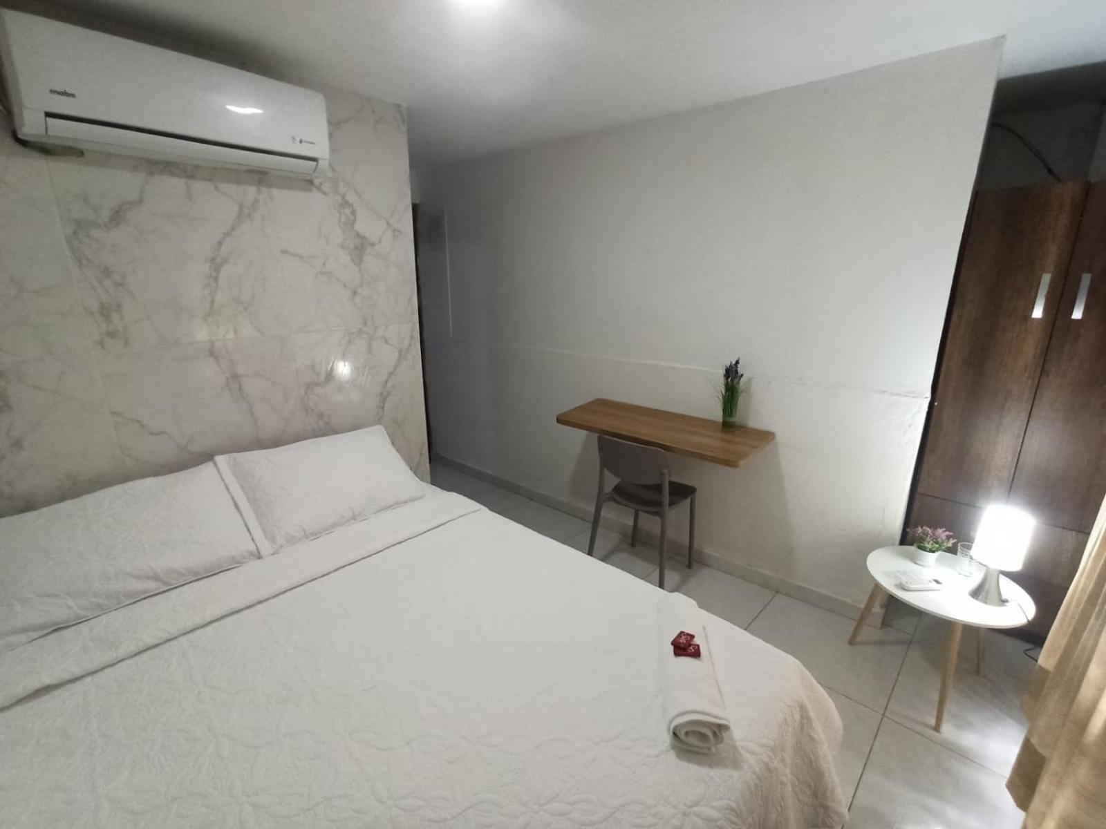 Hostal Casa De Las Americas Cartagena Luaran gambar