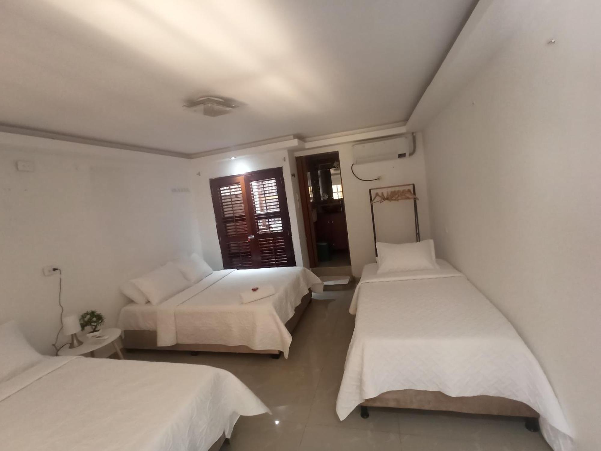 Hostal Casa De Las Americas Cartagena Luaran gambar
